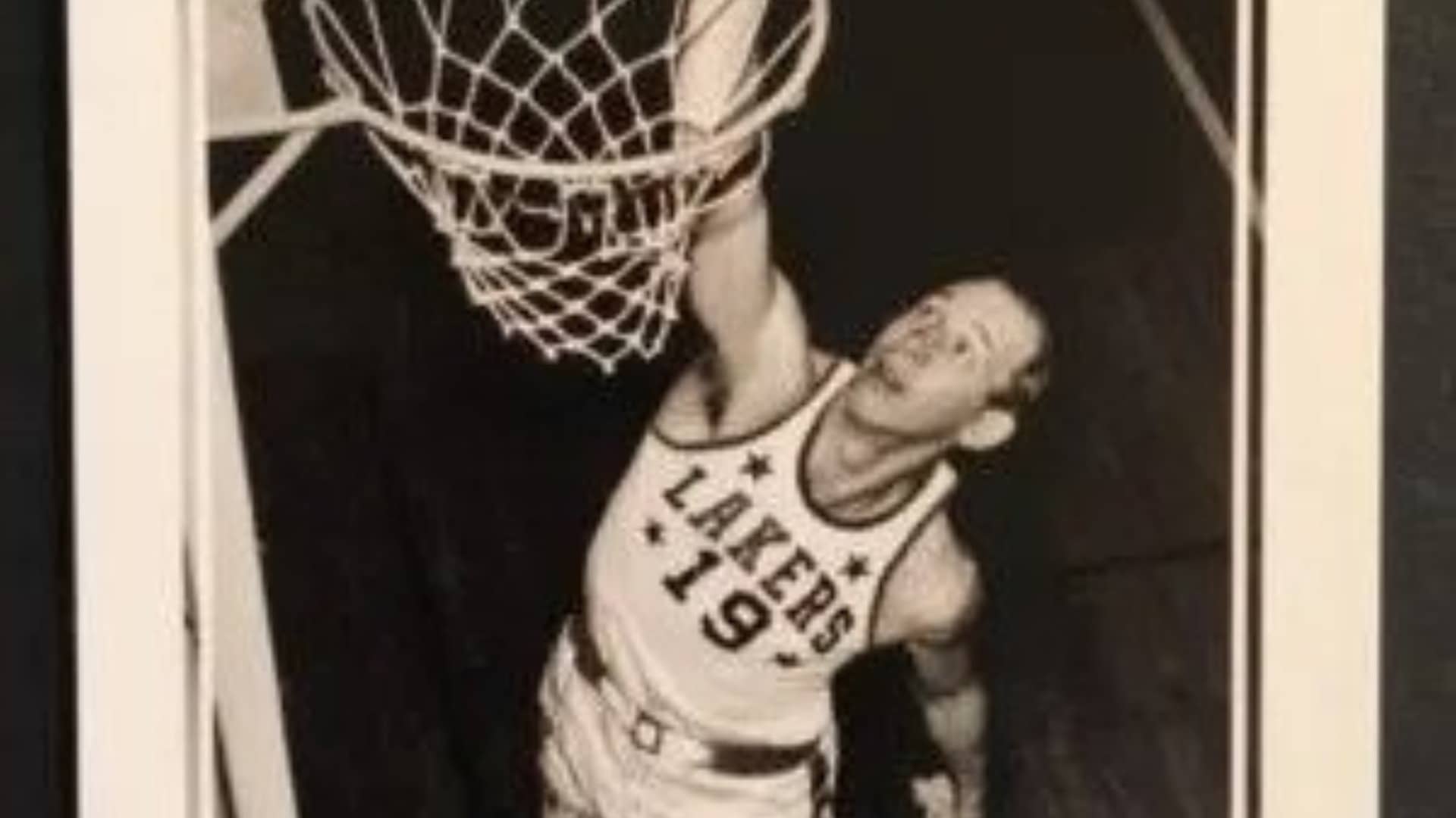 Vern Mikkelsen