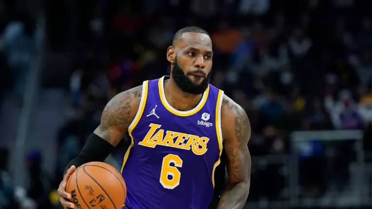 LeBron James is Richest Basketball Player with Net Worth- $1.2 billion
