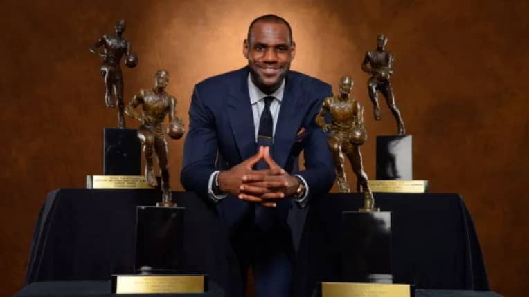 NBA MVP List: LeBron James – 4 MVP awards(2009, 2010, 2012, & 2013)